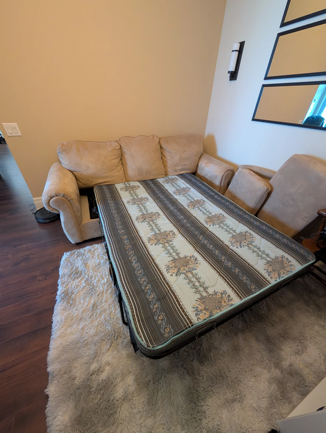 Beige Sofa with pull out bed - photo 5