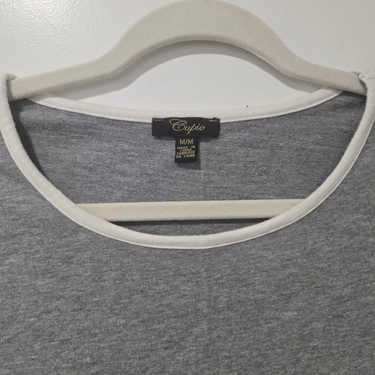 Cupio Grey and White Lace Crop Top - photo 2