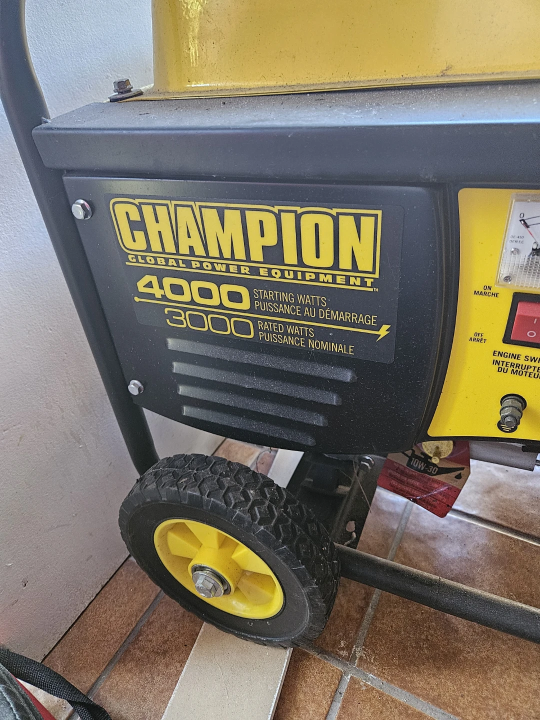 Champion 4000 Starting Watts Generator - photo 2