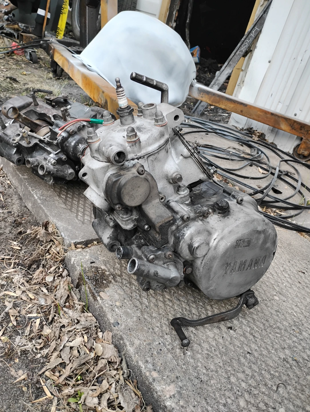 1985 Yamaha YZ125 Motorcycle Engine - photo 2