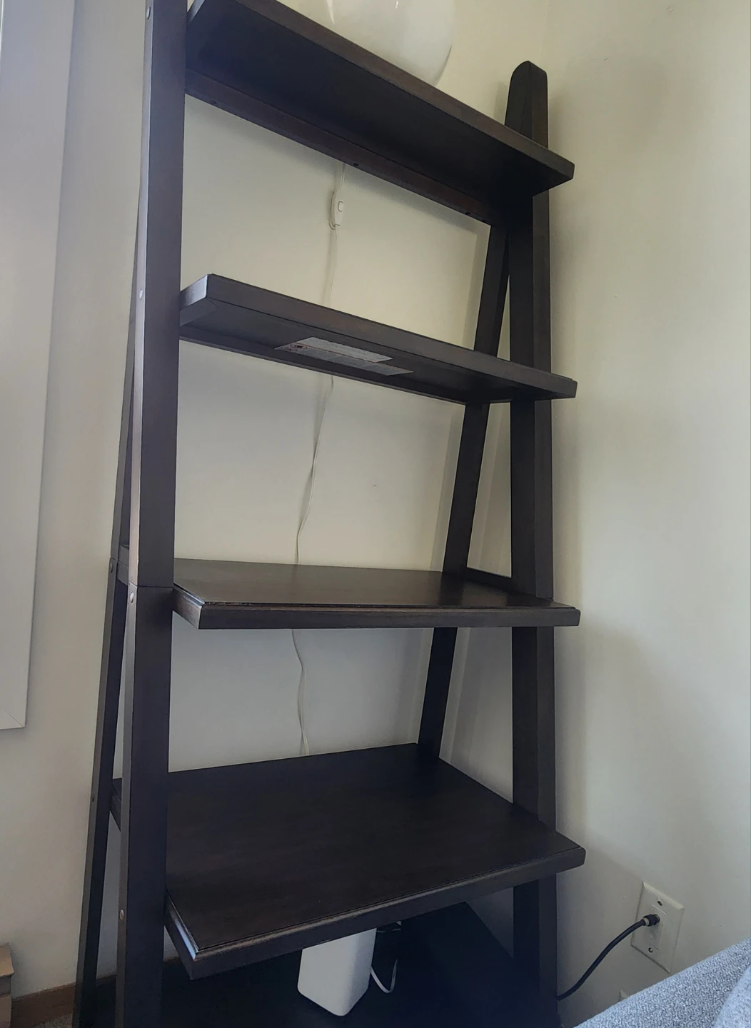 5-Shelf Ladder Bookcase - photo 4
