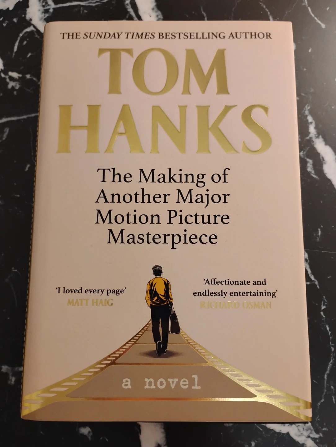 TOM HANKS SIGNED UK 1ST EDITION HARDCOVER BOOK - photo 3
