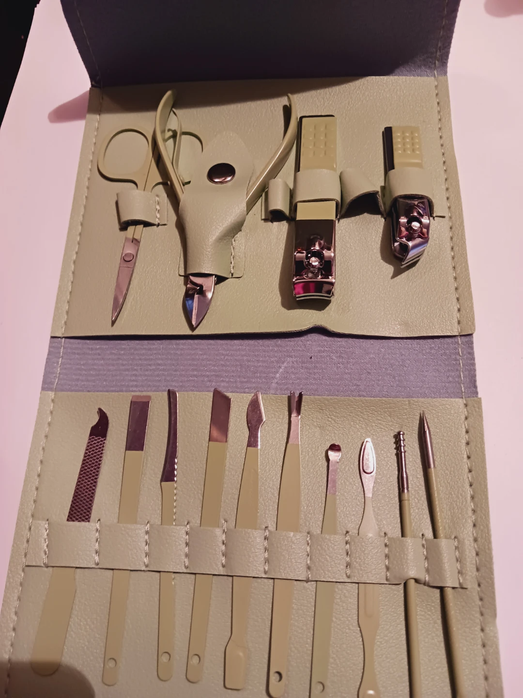 New !!! 14-piece Manicure and Pedicure Travel Set - photo 2