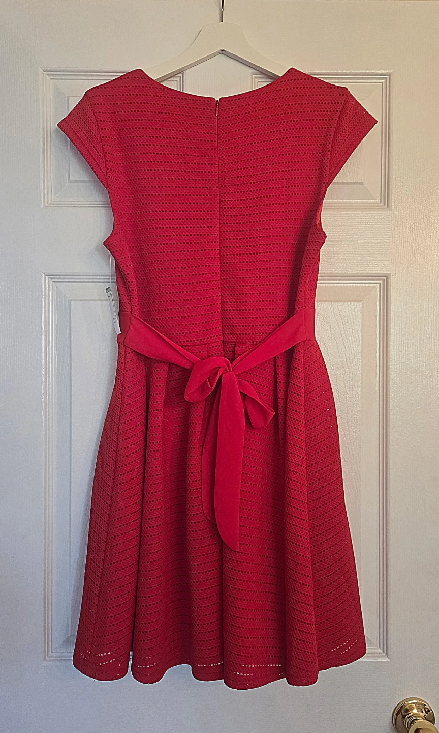 Simons Red, Pink and Black Textured cap sleeve Dresses - photo 2
