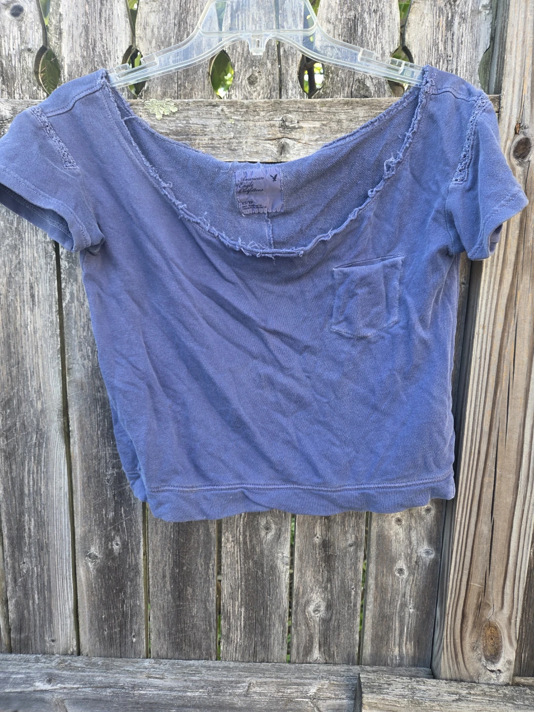 American Eagle Outfitters Cropped T-Shirt