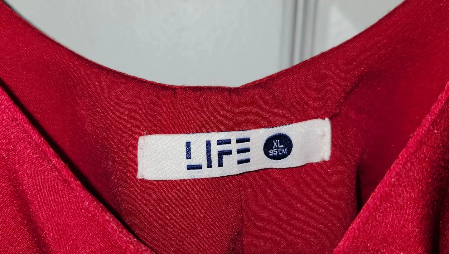 True Red Swing Tank Top. #XL  $8 - photo 3