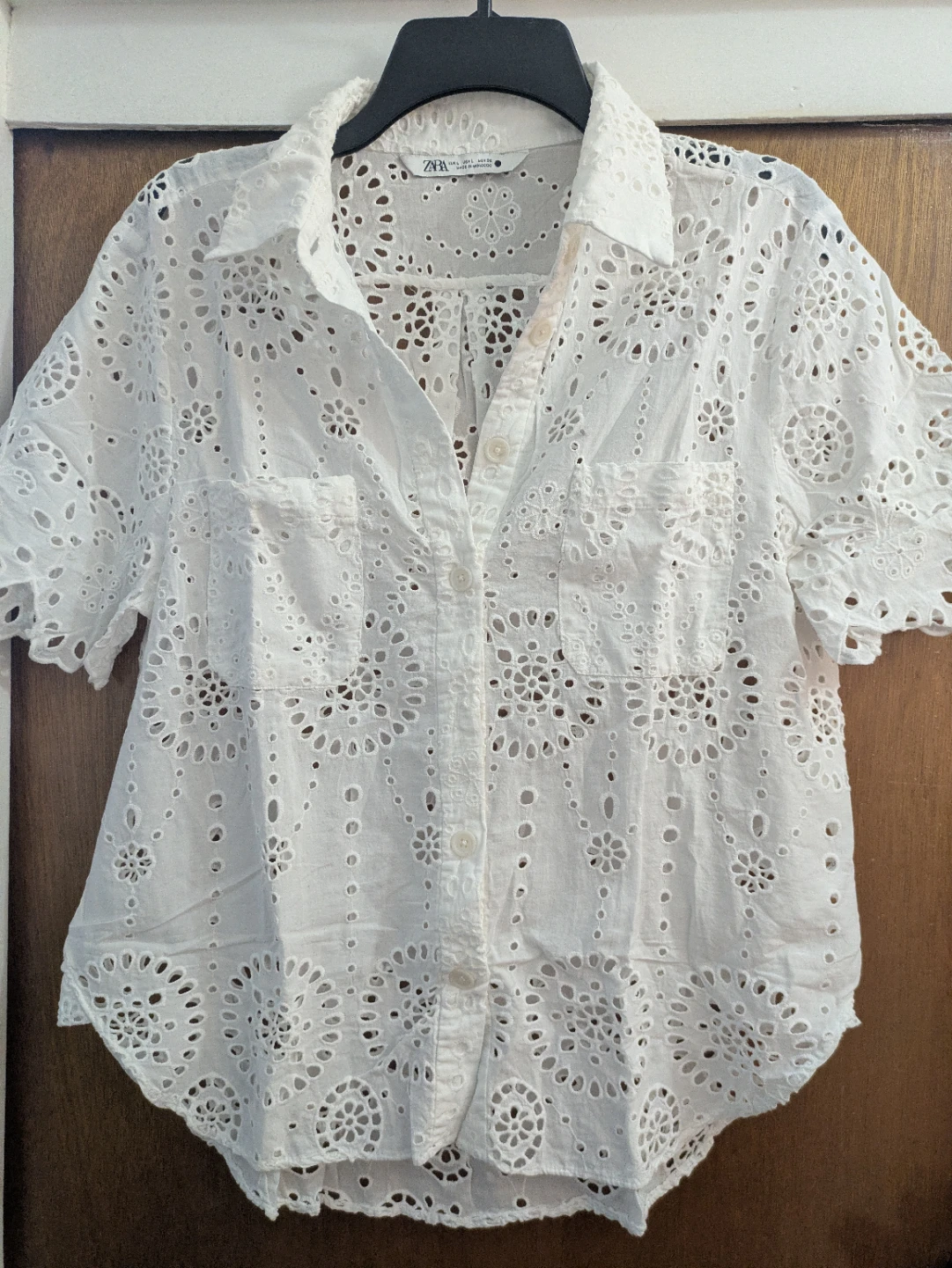 ZARA White Eyelet Short Sleeve Button-Up Shirt - Large - photo 2