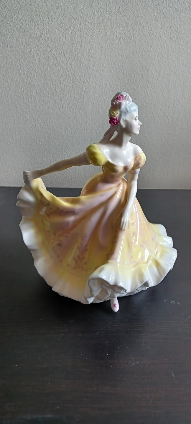 Royal Doulton "Ninette" figurine. - photo 2