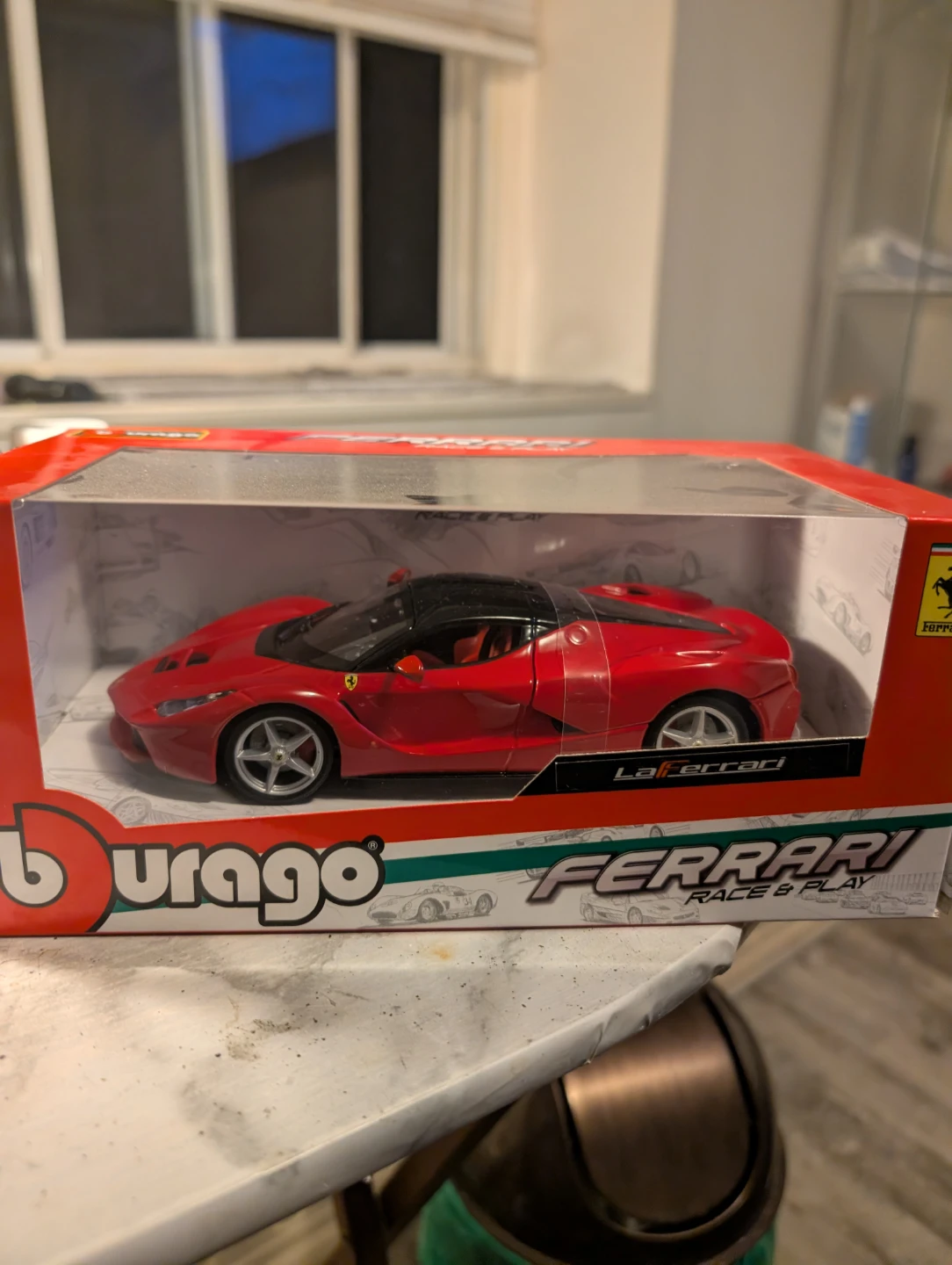 Burago Ferrari Race & Play Toy Car