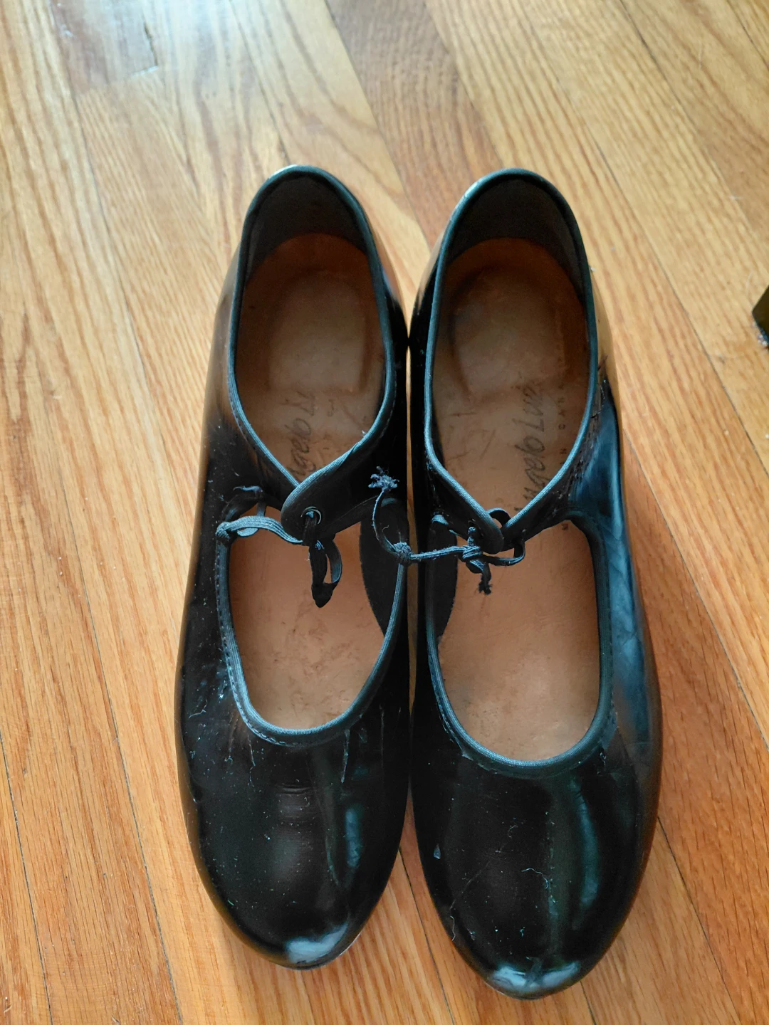 Adult Angelo Luzzi Black Patent Tap Shoes Ladies Size 7 to 8 - photo 2