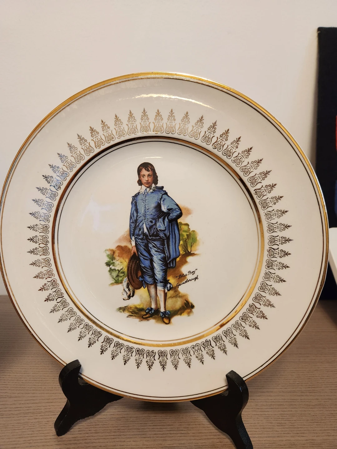 Decorative Plates with Vintage Figures Set - photo 4
