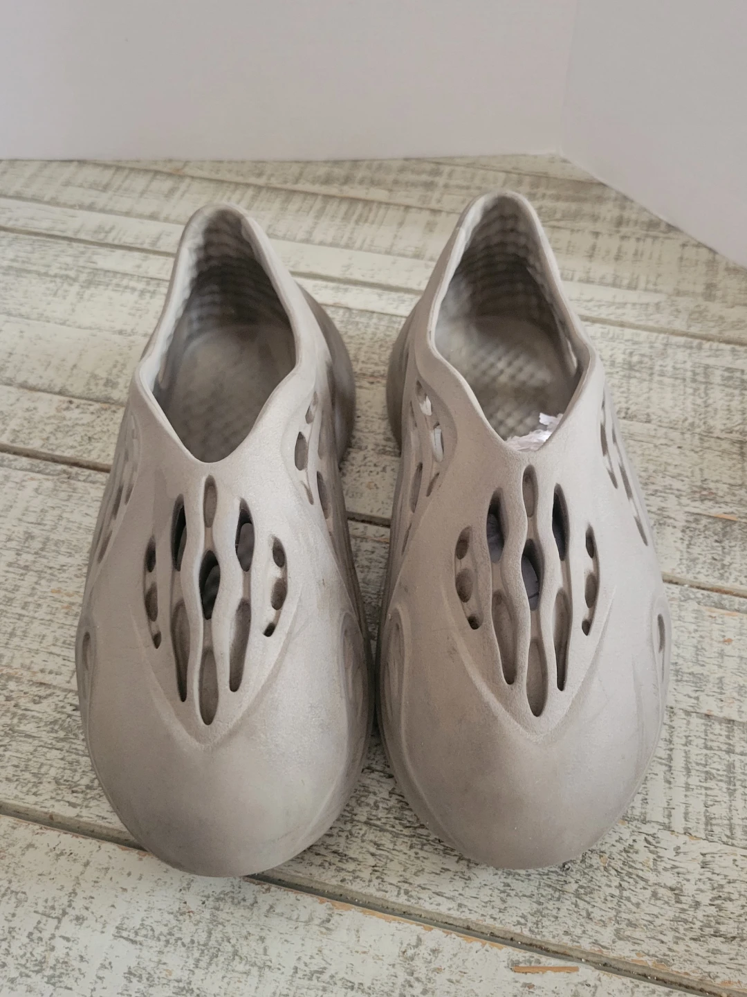 Yeezy Foam Runner 'Sand' Shoes Size 2