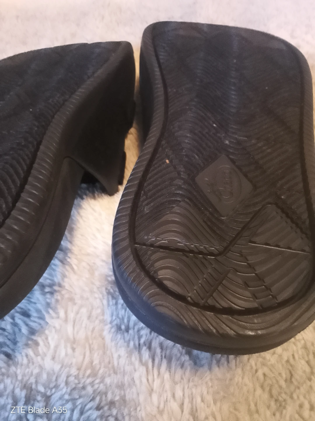 Chaco Black Adjustable Strap Slides Sandals - photo 4