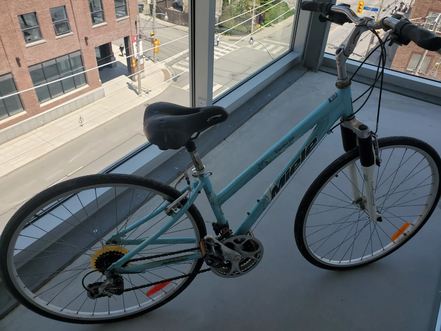 Miele Toscana  Women's Hybrid Bike - Light Blue