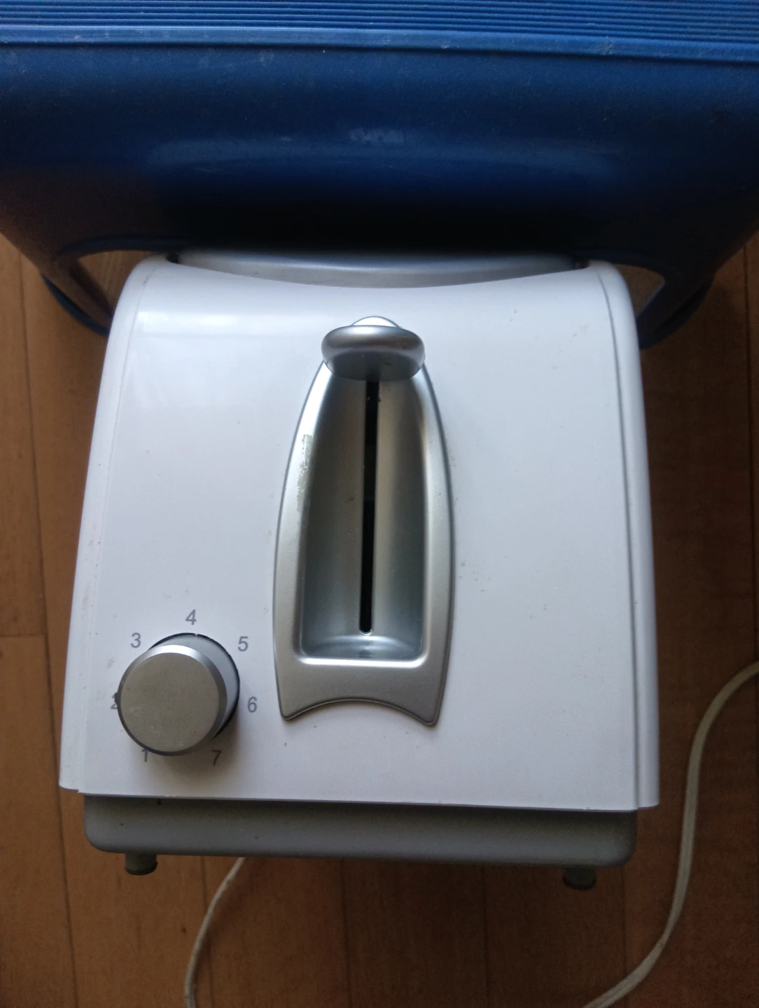 Black & Decker 2-Slice Toaster - photo 3