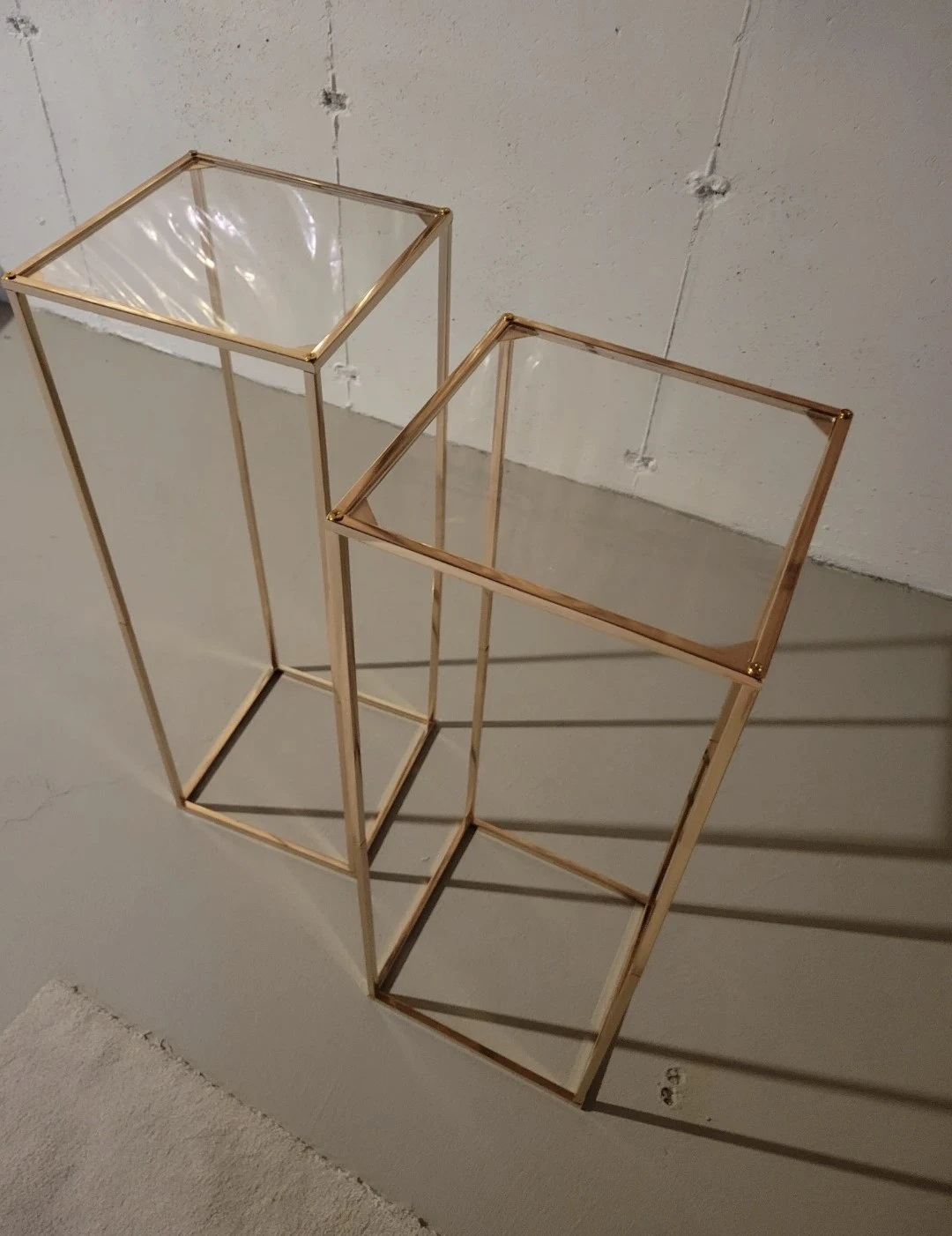 Set of 2 Gold Metal Display Stands - photo 3