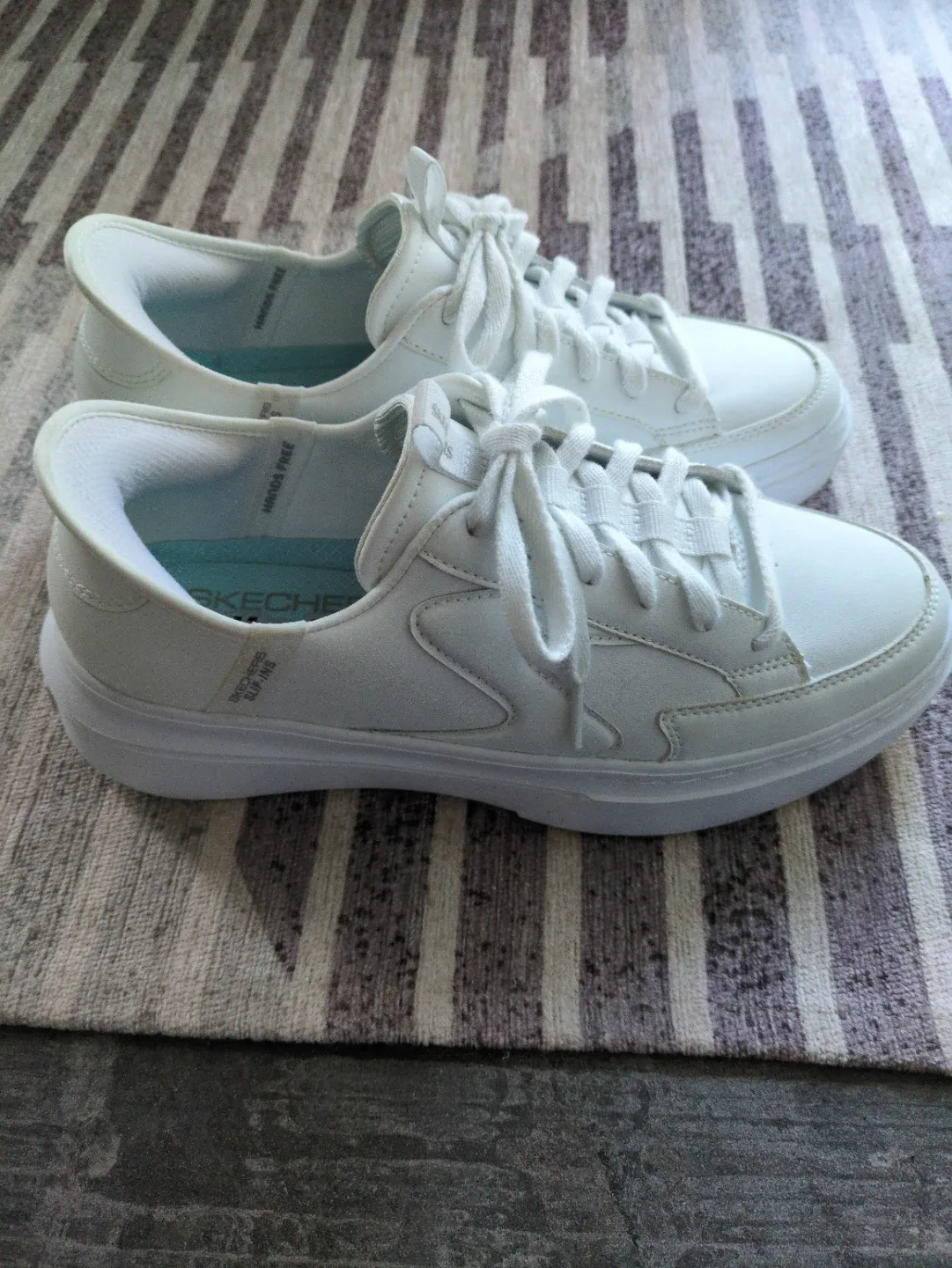 Skechers White Slip-ins Sneakers