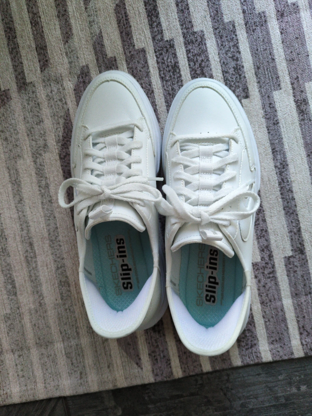 Skechers White Slip-ins Sneakers - photo 3