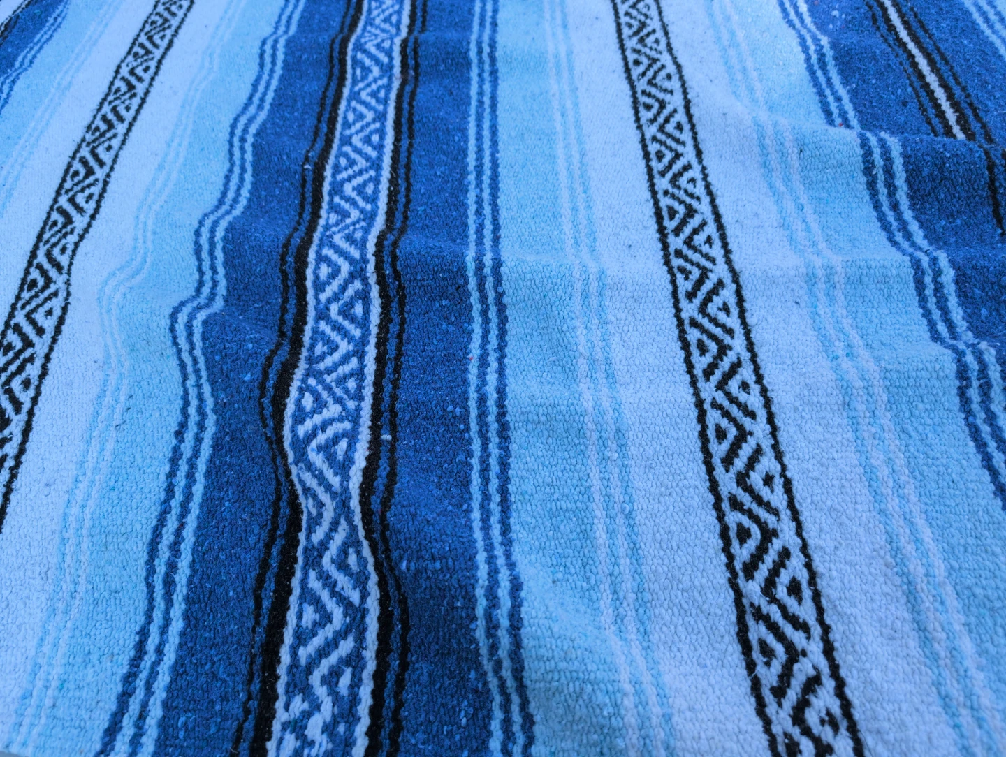 Mexican Style Serape Blanket - photo 2