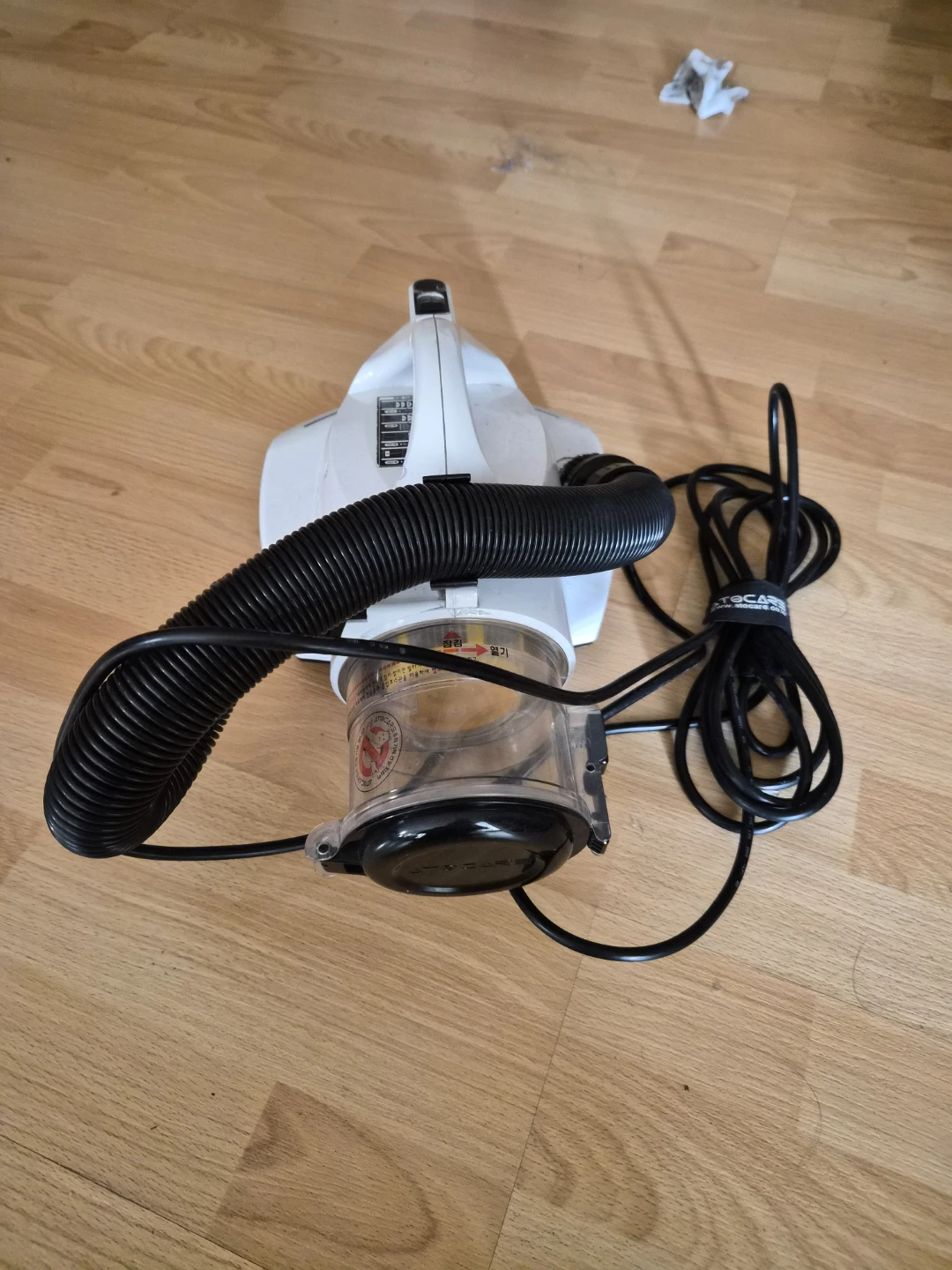 TECARE Handheld bed linen and mattress Vacuum Cleaner - photo 2