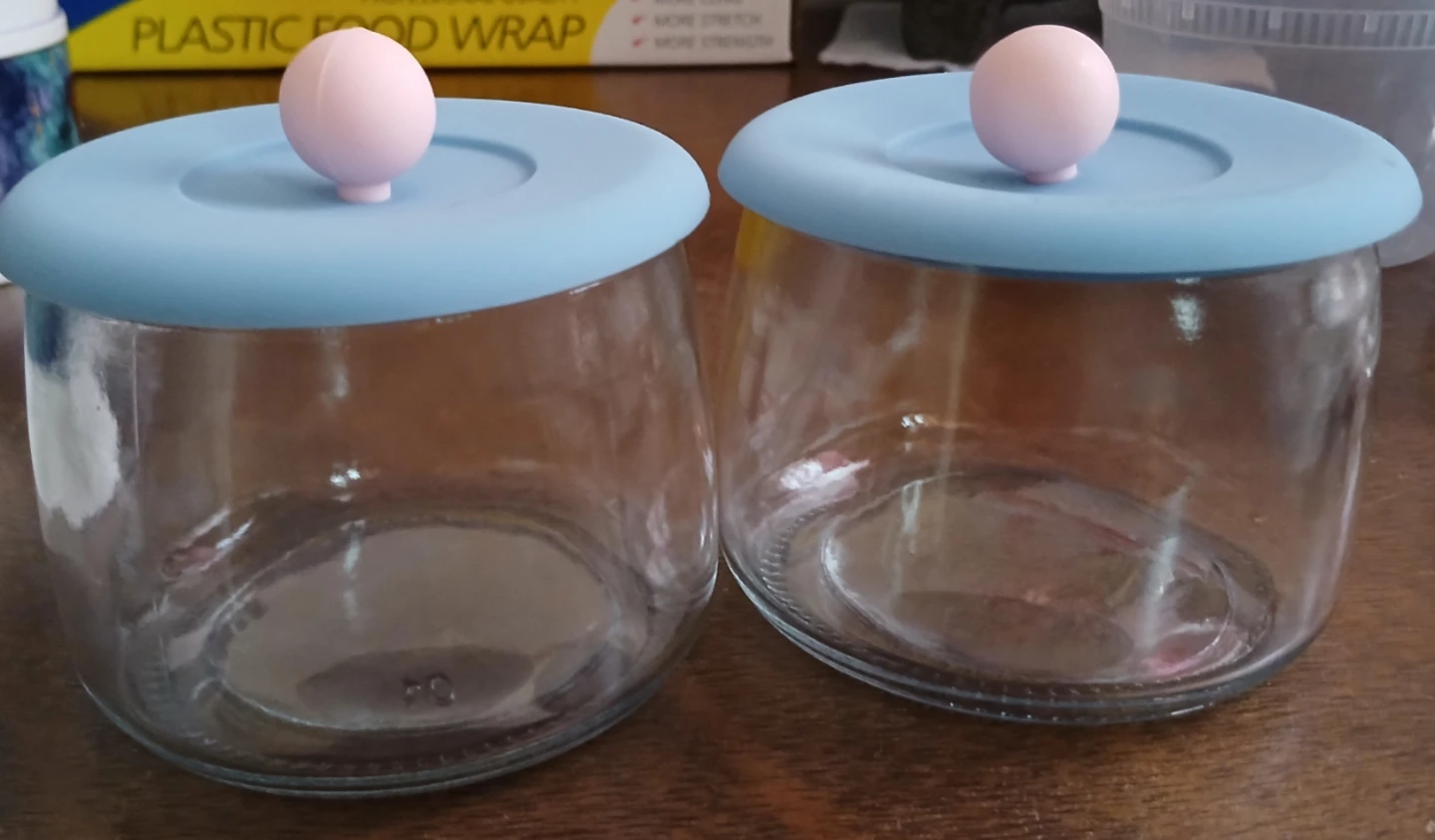 Set of 2 Glass Jars with Blue Lids - photo 2