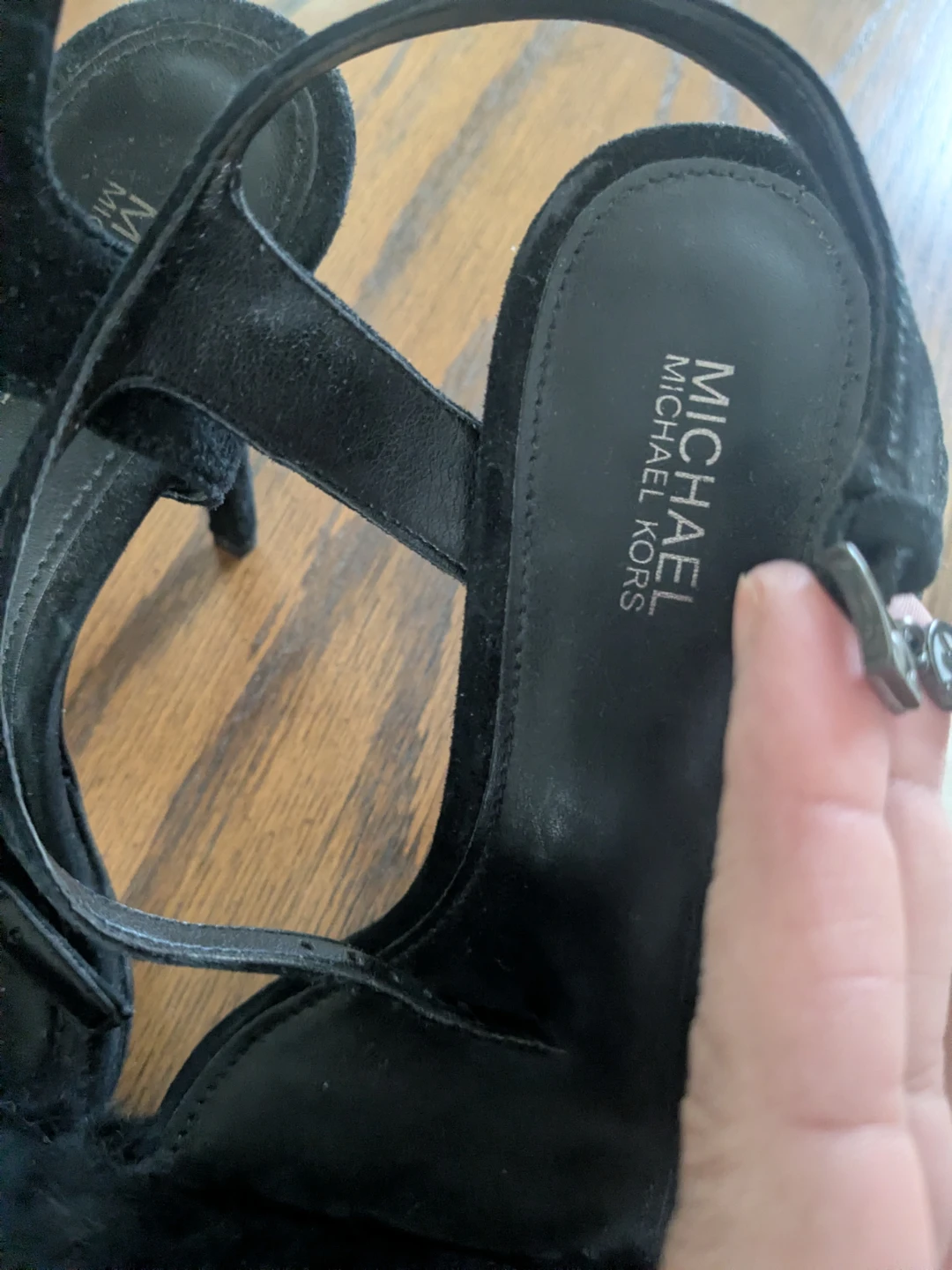 Michael Kors Black Suede Heels Size 6M with Fur Accent - photo 4