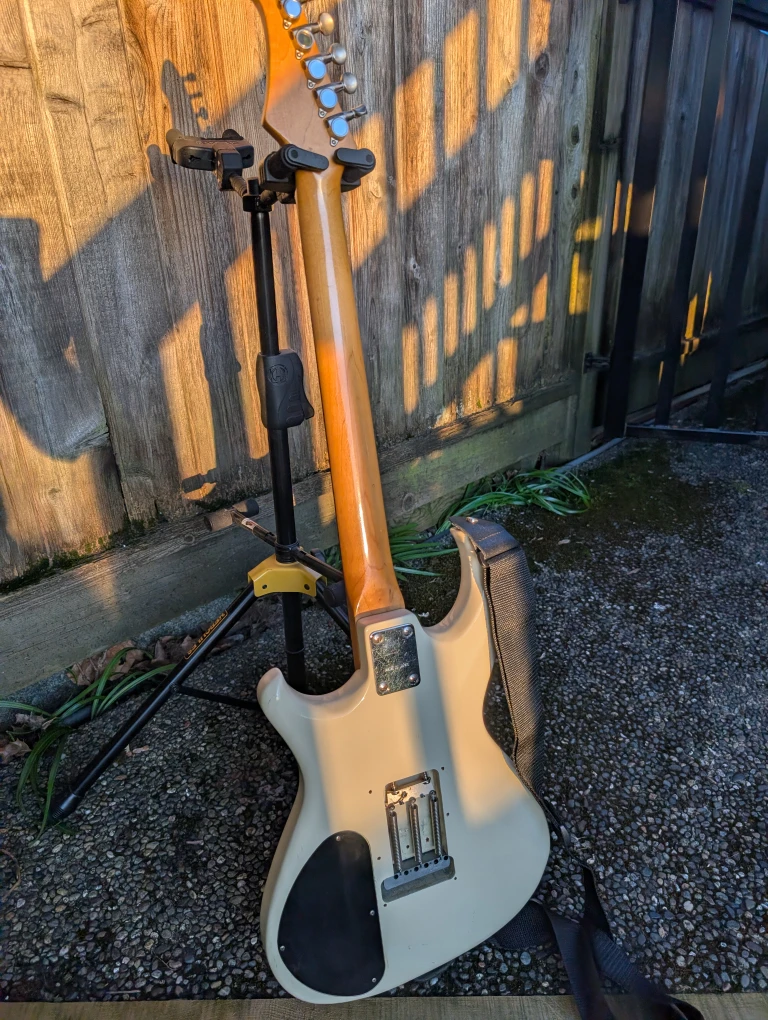 Aria Pro II RS Straycat Japanese Guitar - photo 2