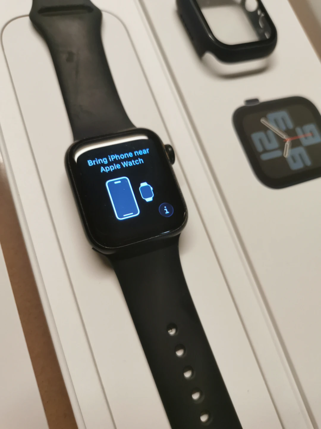 Apple watch SE 2 40mm - photo 3