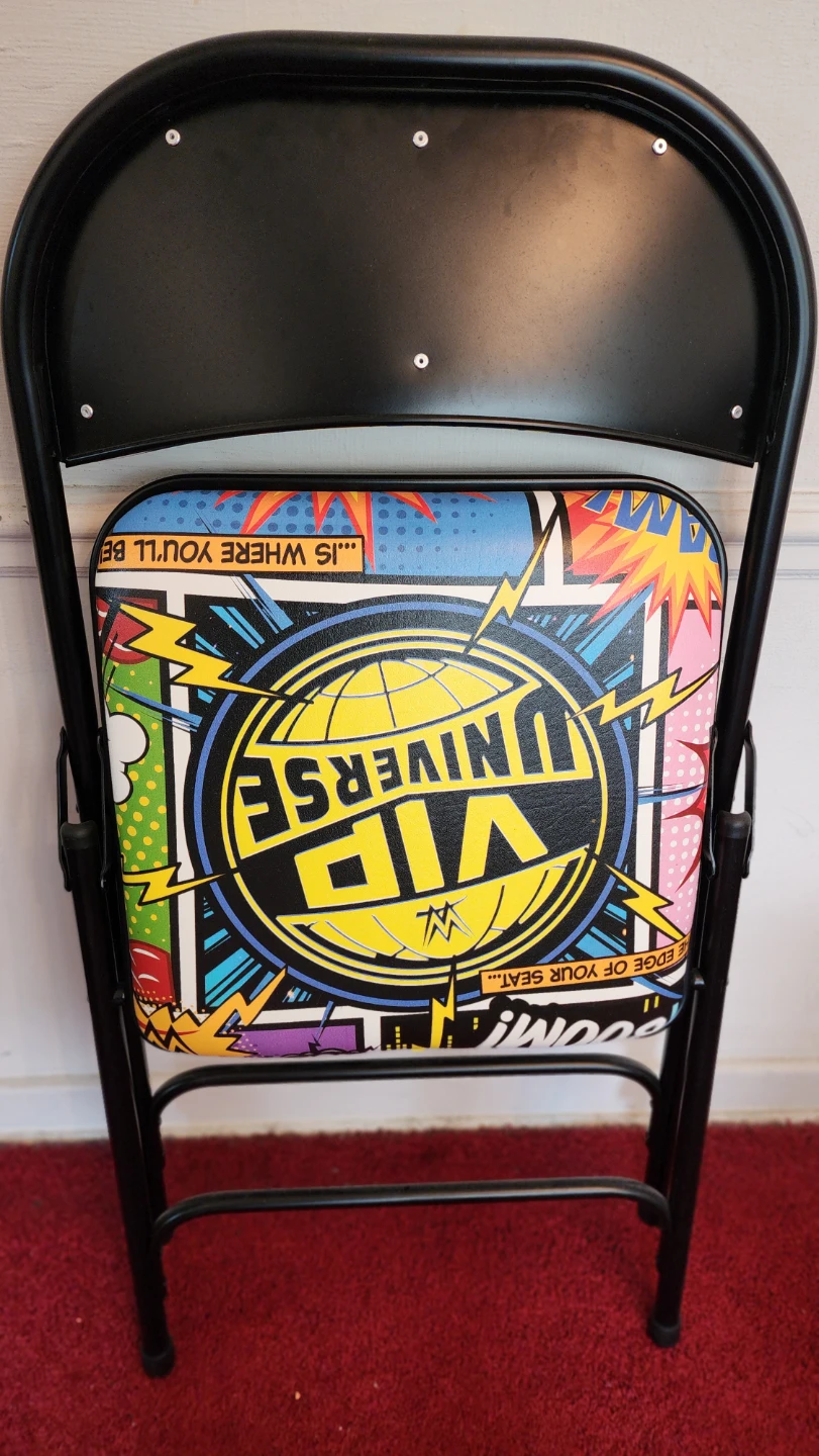 WWE VIP Universe Folding Chair - photo 2
