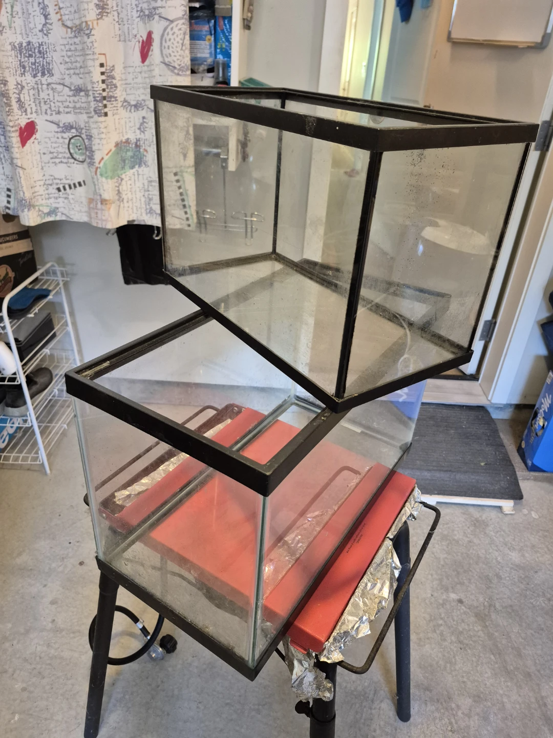 2 Glass Aquarium Tank 10 gallons and 5 gallons