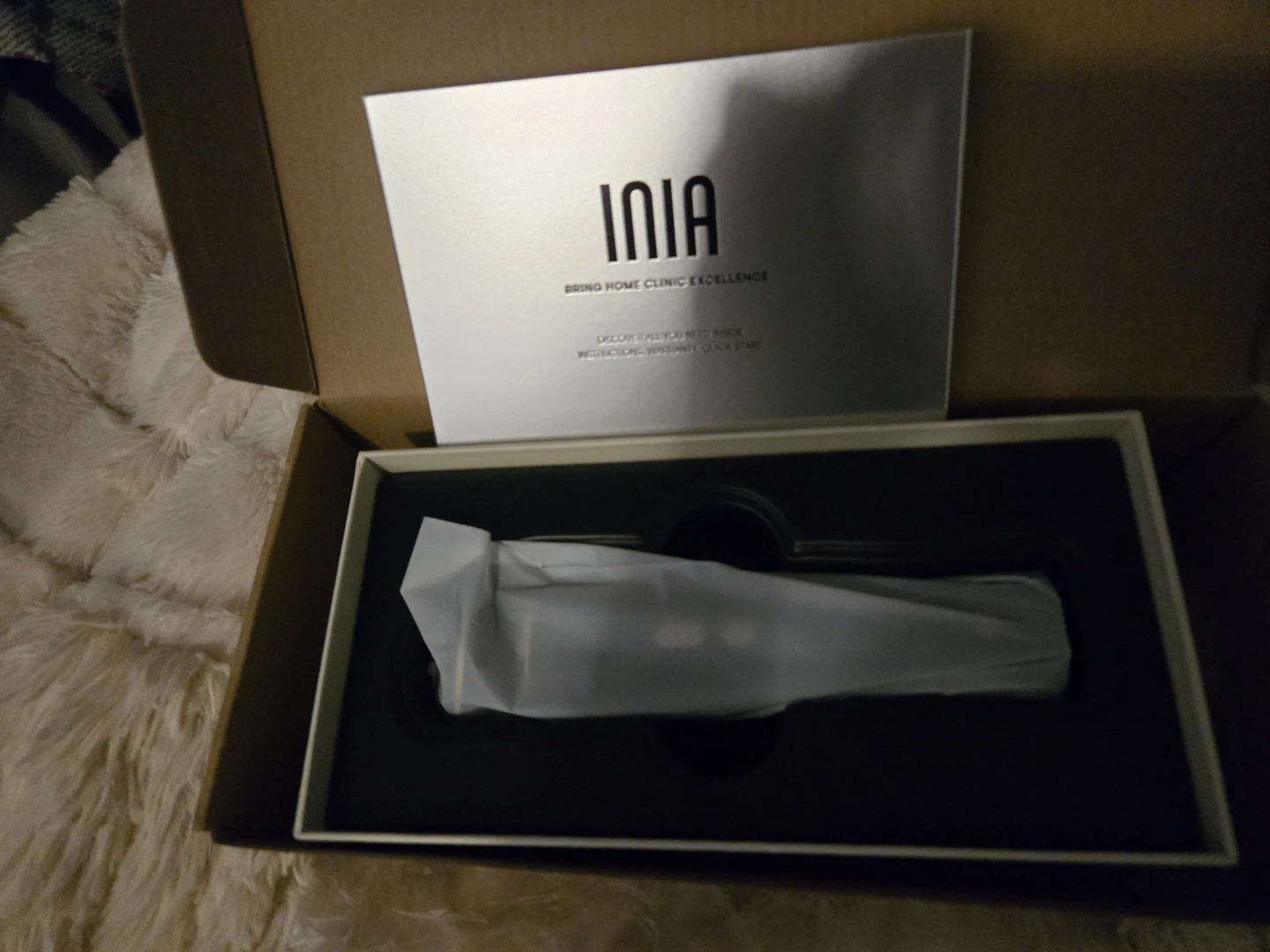 INIA 3-1 Red Light Therapy for face & neck - photo 2