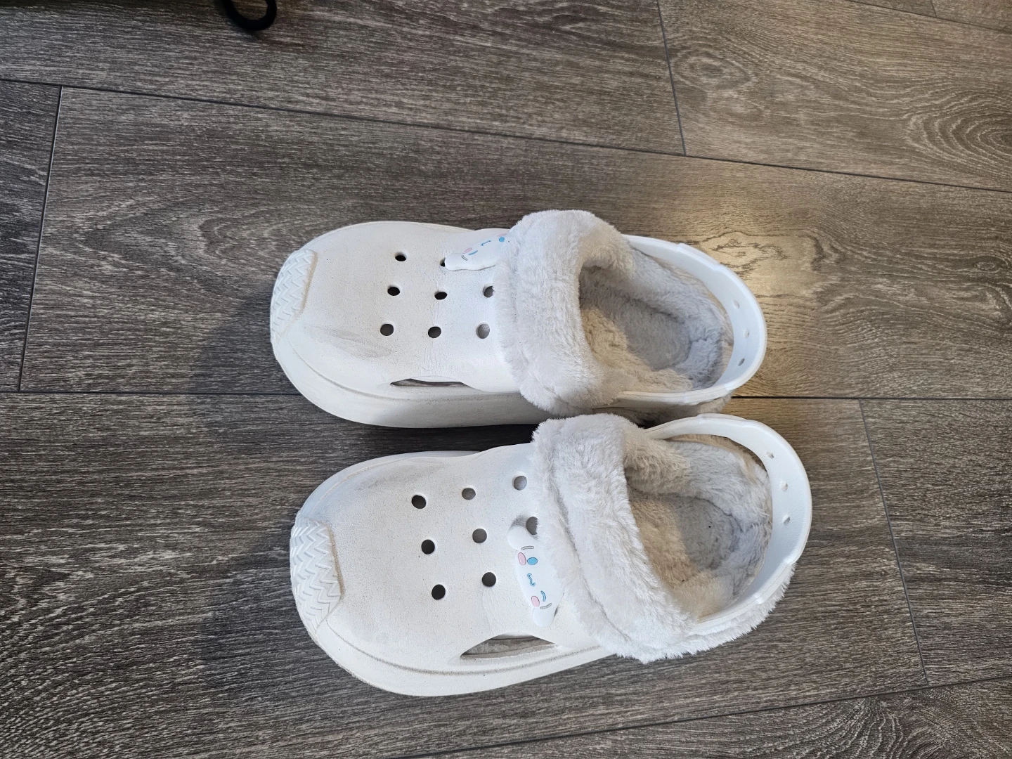 Cream Fuzzy Lined Clogs - Size 240mm - photo 2