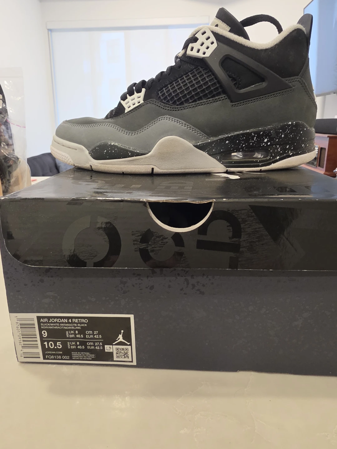 Air Jordan 4 Retro Men's Shoes Size 9