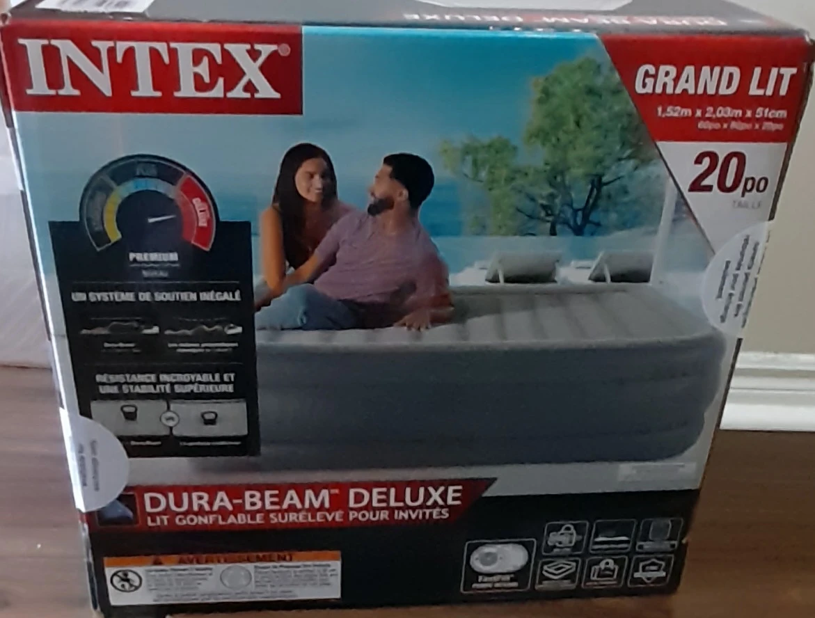 Intex Dura-Beam Deluxe Air Mattress Grand Lit...new one..unbox