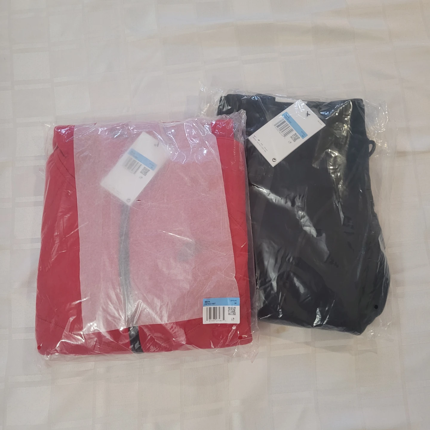 Nike Tech Set(Hoodie and Pant) Sizes in the description box - photo 4