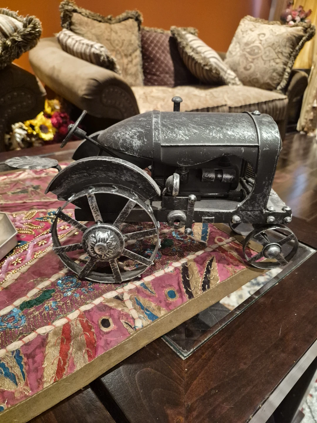 Metal Tractor Decor - photo 2