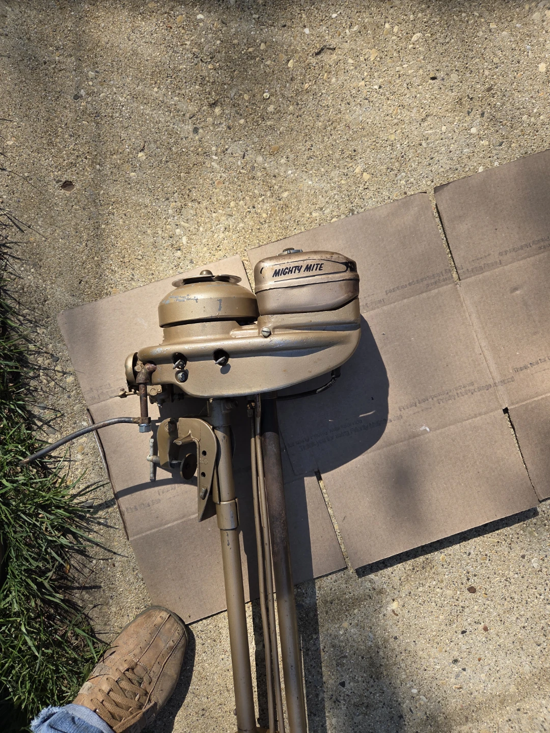 Mighty Mite outboard motor - photo 4