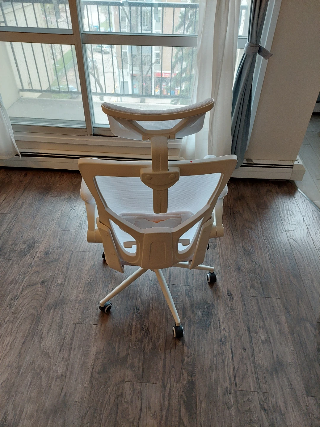 White Mesh Ergonomic Office Chair with Headrest - photo 4