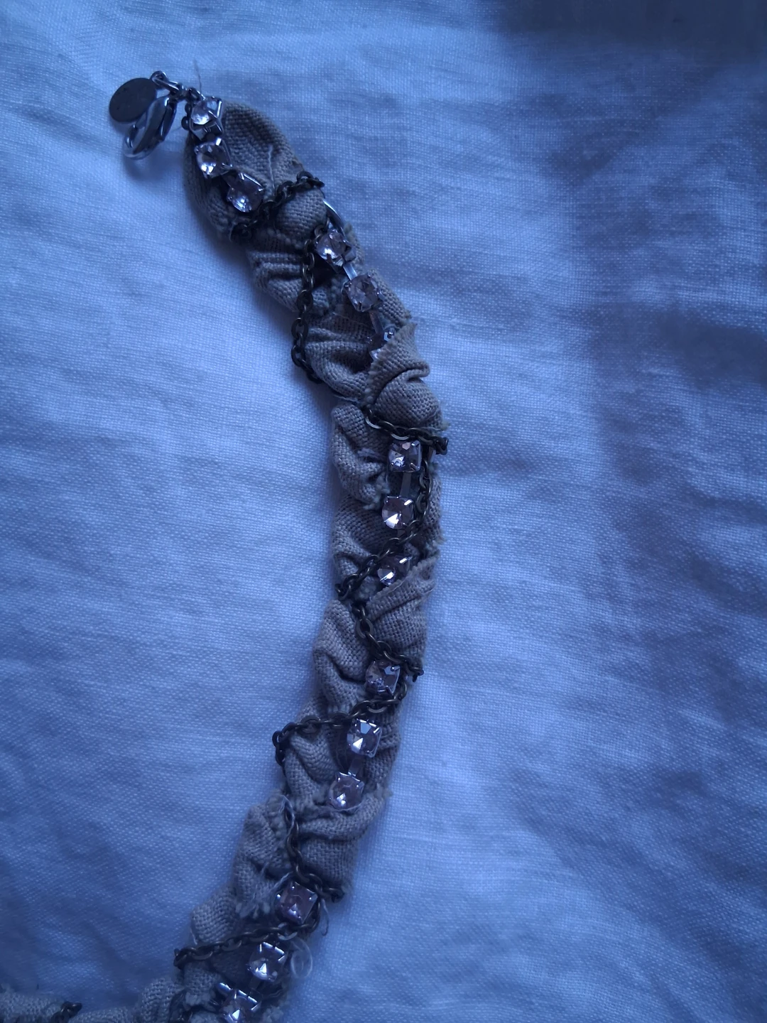 Fabric and rhinestone necklace - photo 2