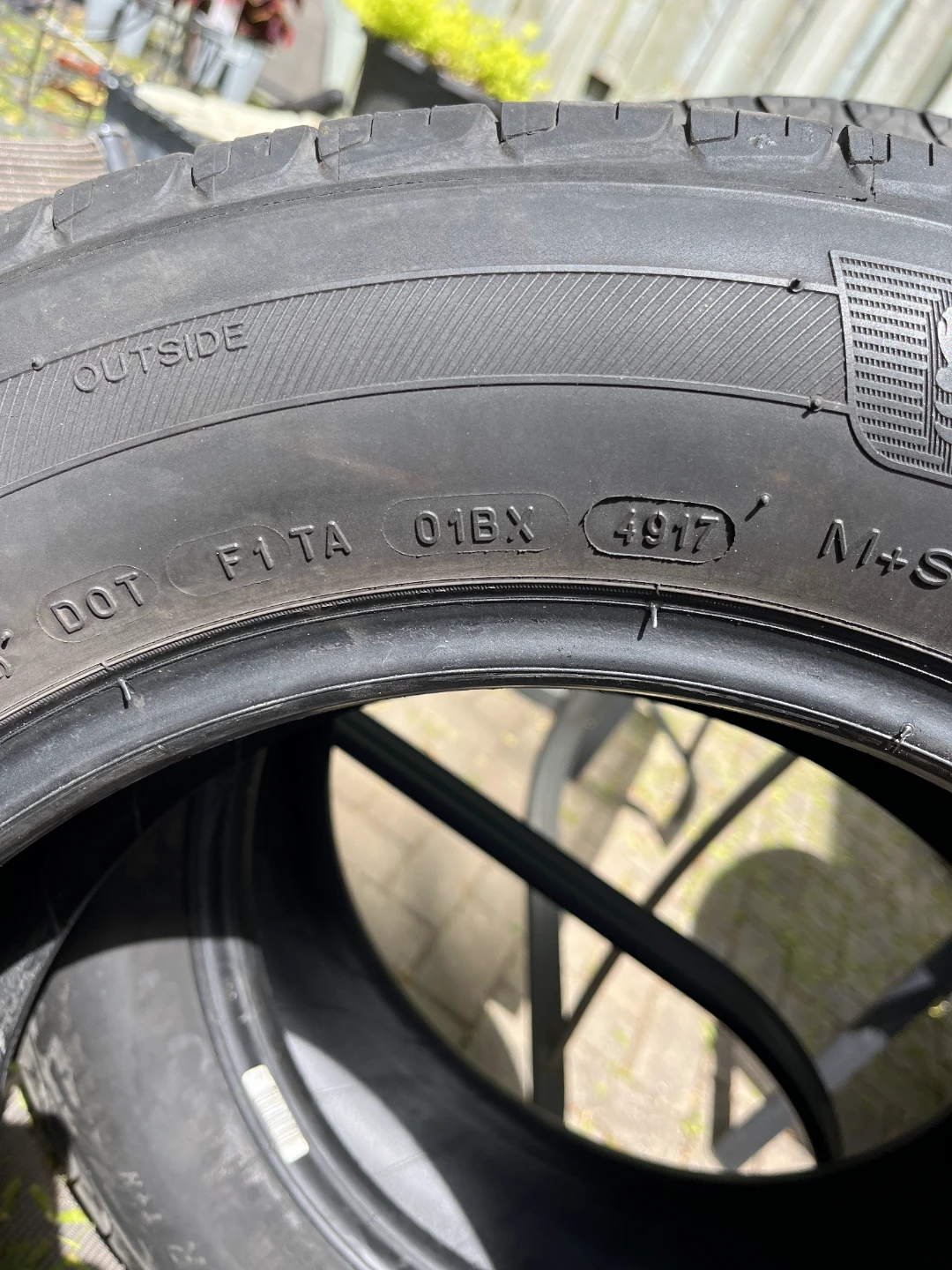 4 Tires Michelin 195/65R15 - photo 2