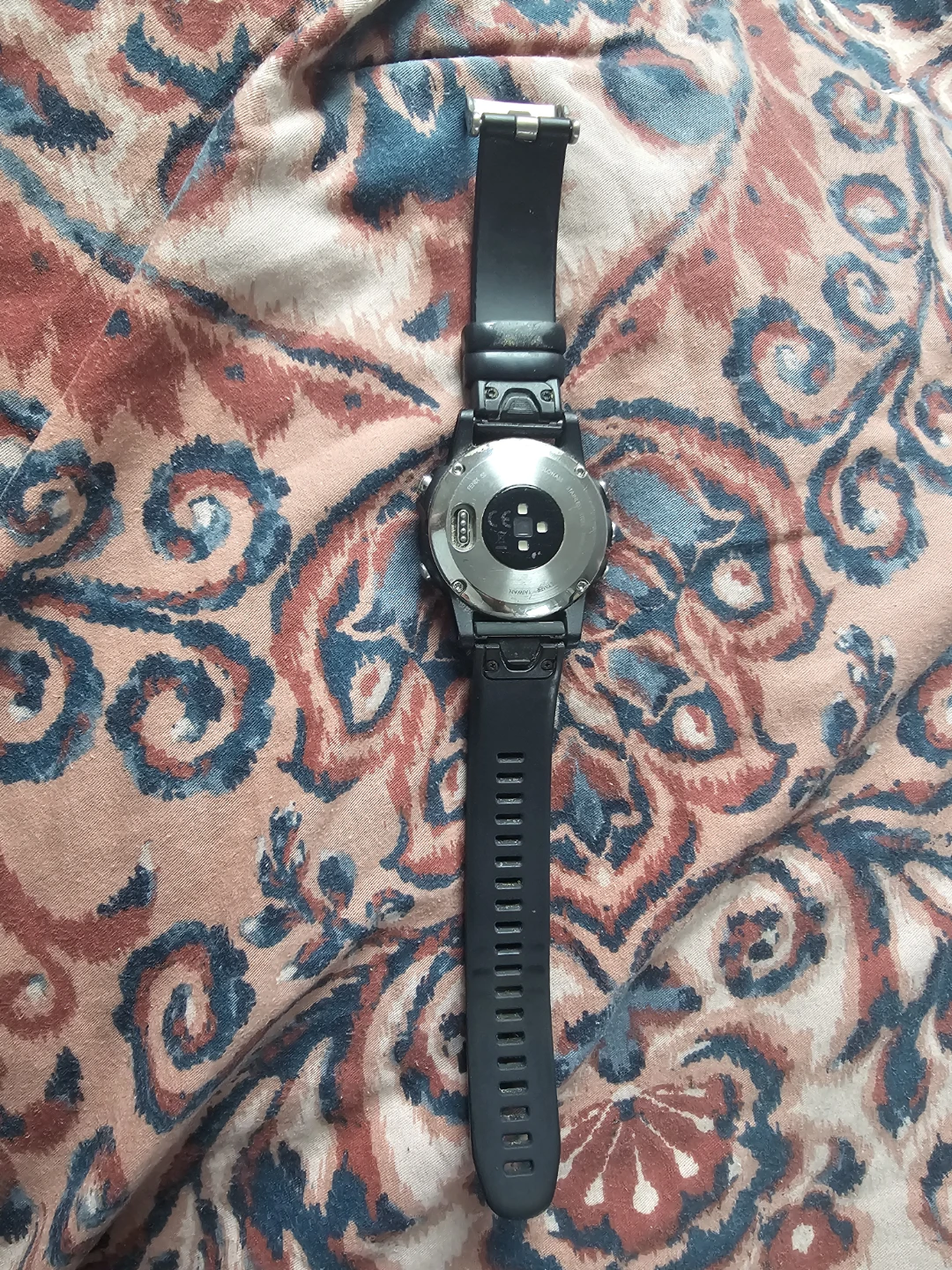 Garmin Fenix 5S ( needs repair ) - photo 2