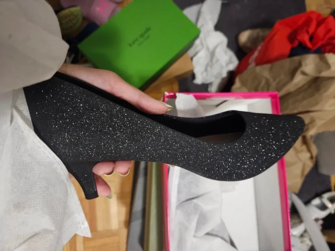 NWT TAXI Aliyah Black Glitter Pump - photo 4