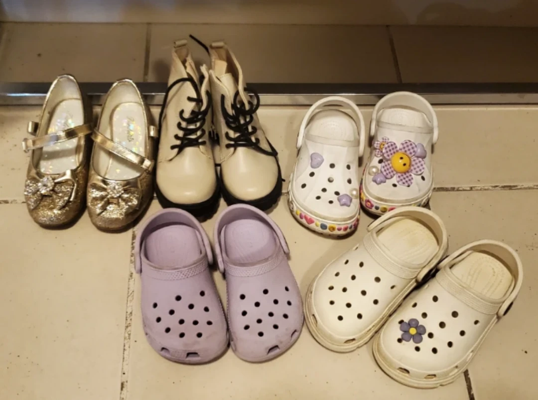 Toddler Girls Shoes sz 8-9t - photo 2
