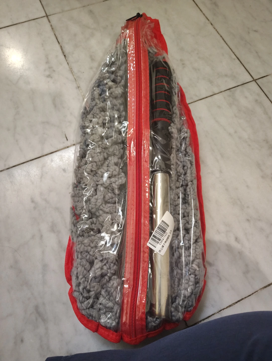 Microfiber Mop Set with Extendable Handle - photo 2