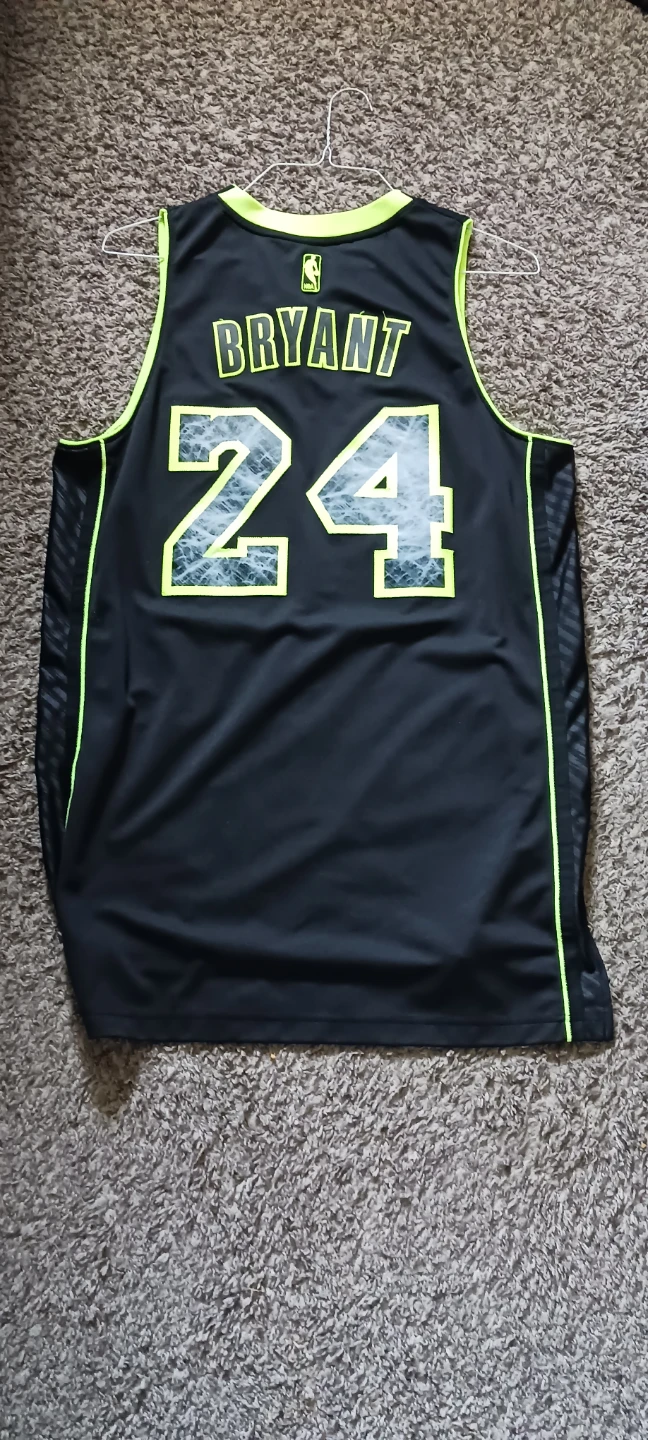 For sale a kobe bryant jersey - photo 2