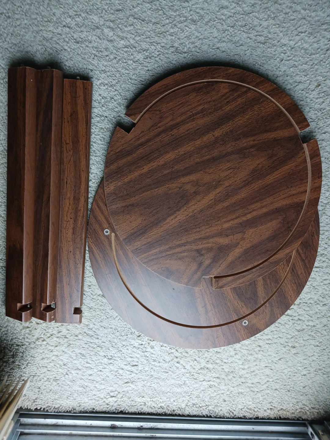 Vintage Wood Grain Side Table - photo 3