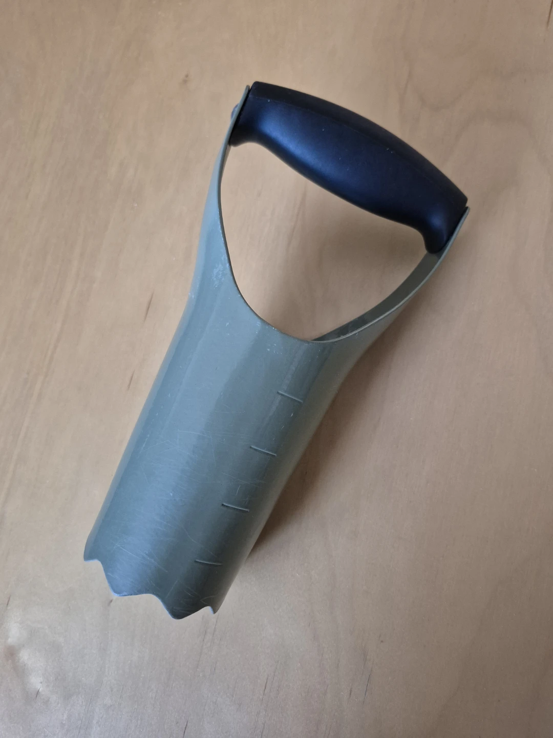 Bulb planter with depth markings: Rubber Grip, Top Quality