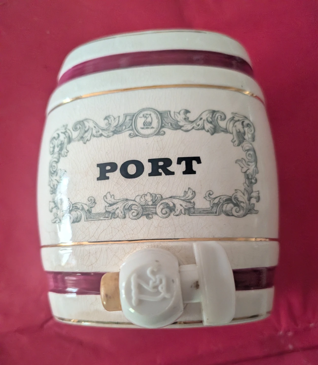 Vintage Port Dispenser
