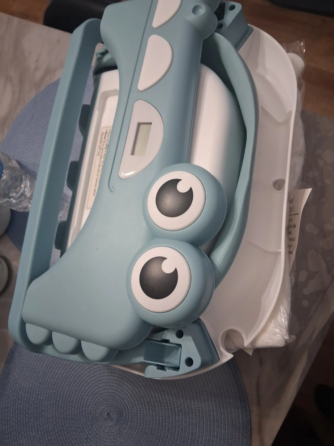 Blue Folding Baby Bathtub with Thermometer - photo 5