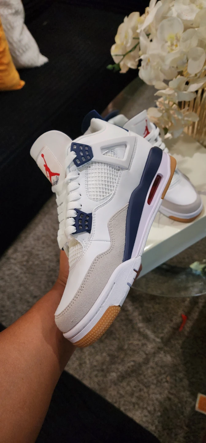 Air Jordan 4 Retro SE - photo 2
